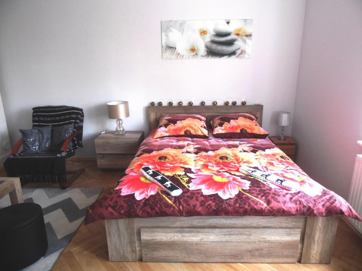 Apartament Orchidea Krakow Ngoại thất bức ảnh